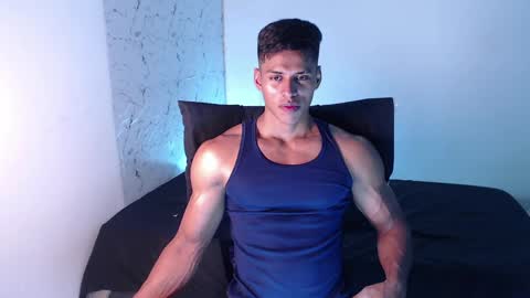 Snapshot of ken__owensx chatting on May 28, 6:16 pm ken__owensx online show from May 28, 6:16 pm
