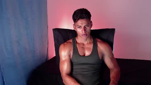 Snapshot of ken__owensx chatting on June 29, 9:59 pm ken__owensx online show from June 29, 9:59 pm