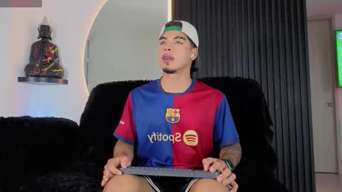   online show from January 9, 8:21 pm