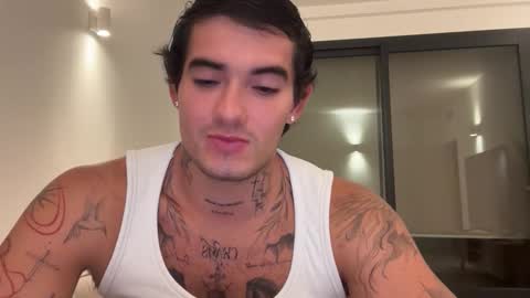 Snapshot of kenboyea_ chatting on September 15, 7:25 pm luis carlos esteban online show from September 15, 7:25 pm
