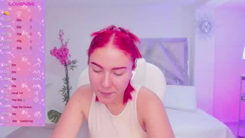 Snapshot of kendaall_jenner chatting on February 11, 4:11 am Kendall Jenner online show from February 11, 4:11 am