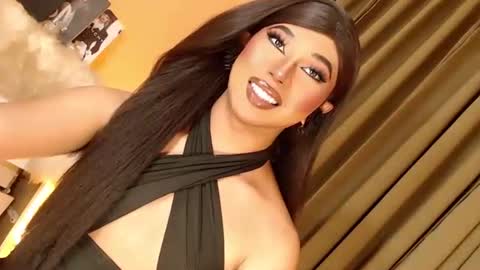 Ebony online show from October 18, 6:08 pm