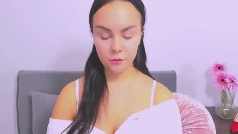 KendalDaisy online show from February 10, 8:10 pm