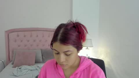 Kendall online show from September 15, 4:12 am