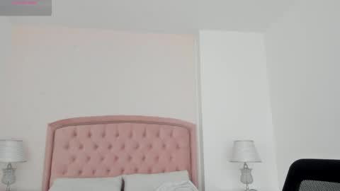 Kendall online show from November 23, 6:24 am