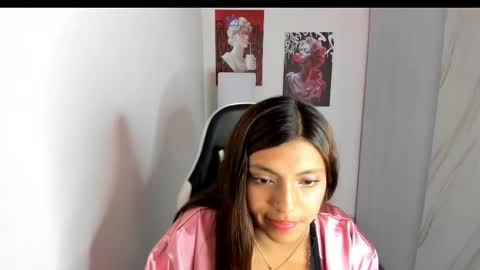 kendall martinez online show from November 10, 1:43 pm