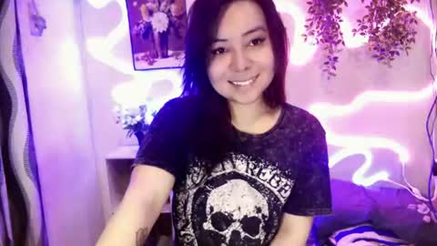 Snapshot of kendall_snow chatting on June 29, 12:05 pm kendall_snow online show from June 29, 12:05 pm