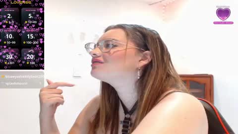 Snapshot of kendallclark03 chatting on December 30, 7:26 am kendall online show from December 30, 7:26 am