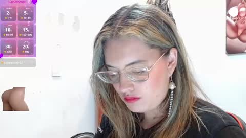 Snapshot of kendallclark03 chatting on January 30, 8:54 am kendall online show from January 30, 8:54 am