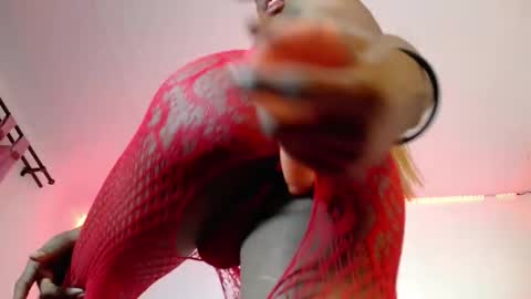 kendallgil online show from January 22, 6:10 am