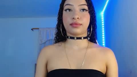 Snapshot of kendallrush2 chatting on February 3, 8:57 am Kendall Rush online show from February 3, 8:57 am