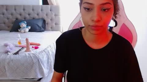 Snapshot of kendallrush2 chatting on February 17, 12:48 pm Kendall Rush online show from February 17, 12:48 pm