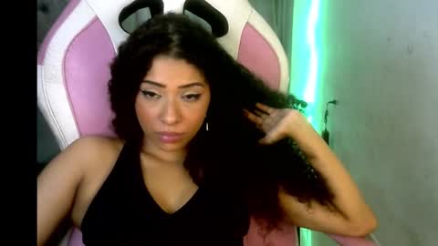 Snapshot of kendallrush2 chatting on September 28, 7:47 am Kendall Rush online show from September 28, 7:47 am