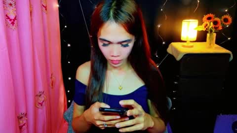 Kendall  online show from February 23, 6:38 pm