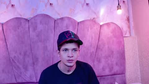 Kendall and Taylor online show from December 18, 12:44 pm