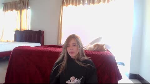 kendall online show from February 7, 6:24 pm