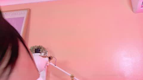   online show from March 17, 9:23 am