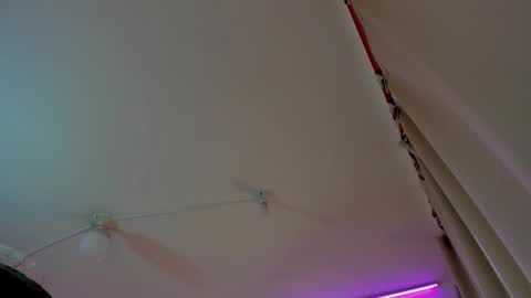 Kendal  online show from January 11, 3:28 pm