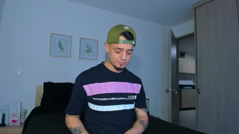 kendel_dimitri online show from December 21, 1:57 am