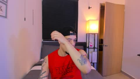 kendel_dimitri online show from April 13, 3:45 am