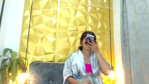 Snapshot of kendra_diaz chatting on January 31, 11:35 am K E N D R A online show from January 31, 11:35 am