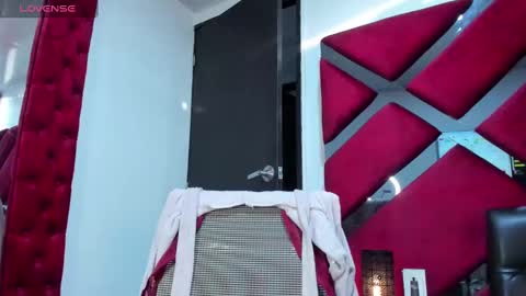 Kendra online show from November 6, 9:59 pm