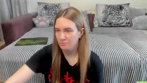 Kendra online show from May 16, 12:18 am