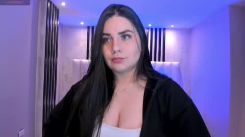 Snapshot of kendraclark_ chatting on February 21, 3:18 am K E N D R A online show from February 21, 3:18 am