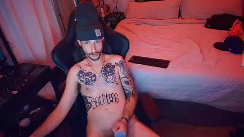 Snapshot of kendyll_scott chatting on October 21, 9:15 pm Kendyll Jaxon online show from October 21, 9:15 pm