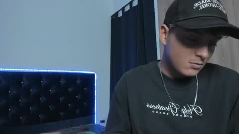 kenerth_taylor online show from March 31, 3:19 am