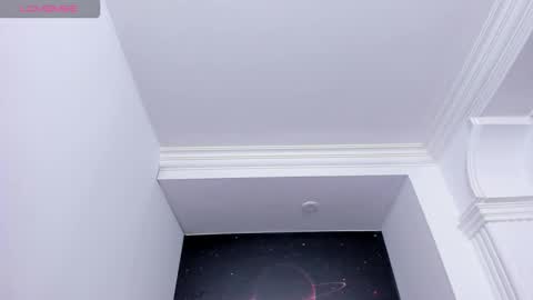 Kenishax  online show from February 6, 3:33 am