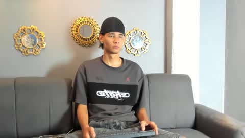 Snapshot of kenix_777 chatting on October 14, 7:58 pm KENIX online show from October 14, 7:58 pm
