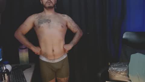 Kenlly online show from March 11, 1:44 am