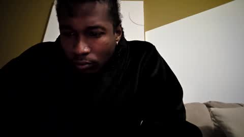 Snapshot of kenm1989 chatting on November 14, 10:03 am kenm1989 online show from November 14, 10:03 am