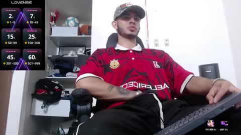 Snapshot of kenn_blake1 chatting on September 19, 7:36 pm blake online show from September 19, 7:36 pm