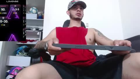 Snapshot of kenn_blake1 chatting on October 21, 5:13 pm blake online show from October 21, 5:13 pm