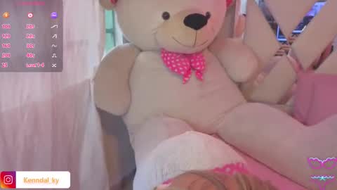 kenndal_tay online show from March 4, 7:31 pm