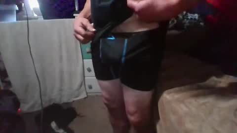 Snapshot of kenneth69h chatting on September 8, 7:24 pm kenneth69h online show from September 8, 7:24 pm