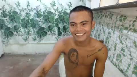 kenneth_jeey online show from June 15, 4:58 am