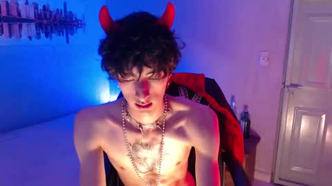 Snapshot of kenny__hot chatting on February 16, 7:15 am kenny online show from February 16, 7:15 am