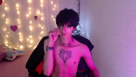 Snapshot of kenny__hot chatting on February 19, 5:27 pm kenny online show from February 19, 5:27 pm