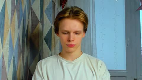 kenordi online show from April 7, 3:12 pm