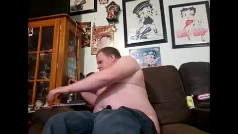 Snapshot of kentbrooks chatting on February 6, 8:01 pm looking 4 free c2c online show from February 6, 8:01 pm