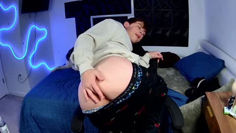 Drake online show from December 6, 3:30 am