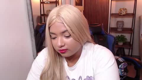 Kenya Buhle online show from December 20, 6:26 pm