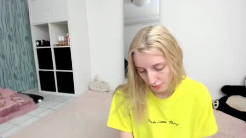 Kenzie online show from July 19, 1:48 pm