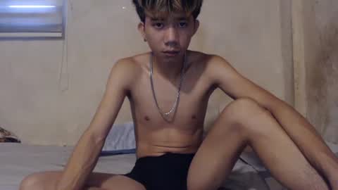 Snapshot of kenzy931455 chatting on May 6, 12:41 am kenzy931455 online show from May 6, 12:41 am