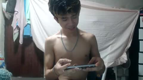 Snapshot of kenzy931455 chatting on June 8, 12:38 pm kenzy931455 online show from June 8, 12:38 pm