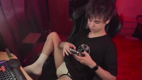 Looking for a moderator I PVT IS OPEN online show from February 11, 10:53 am