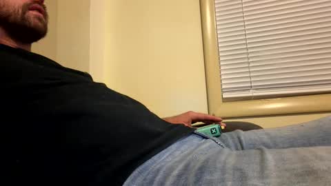 Snapshot of kepkon00 chatting on December 15, 1:10 am kepkon00 online show from December 15, 1:10 am